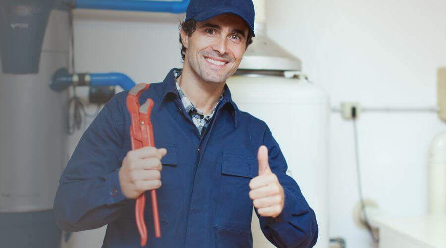 Local water heater installation in Santa Elena, TX